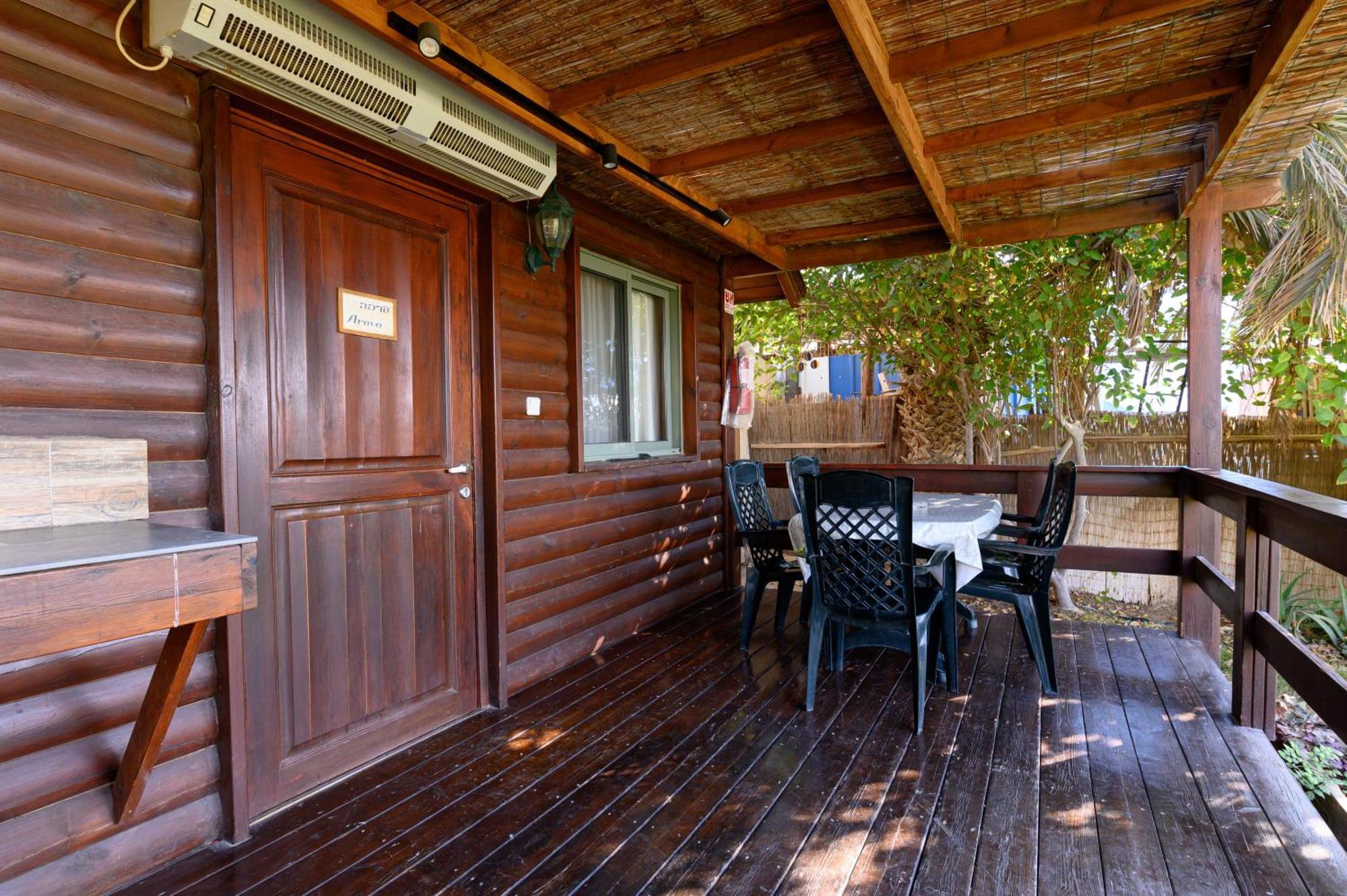Belfer'S Dead Sea Cabins Neot HaKikar Exterior photo