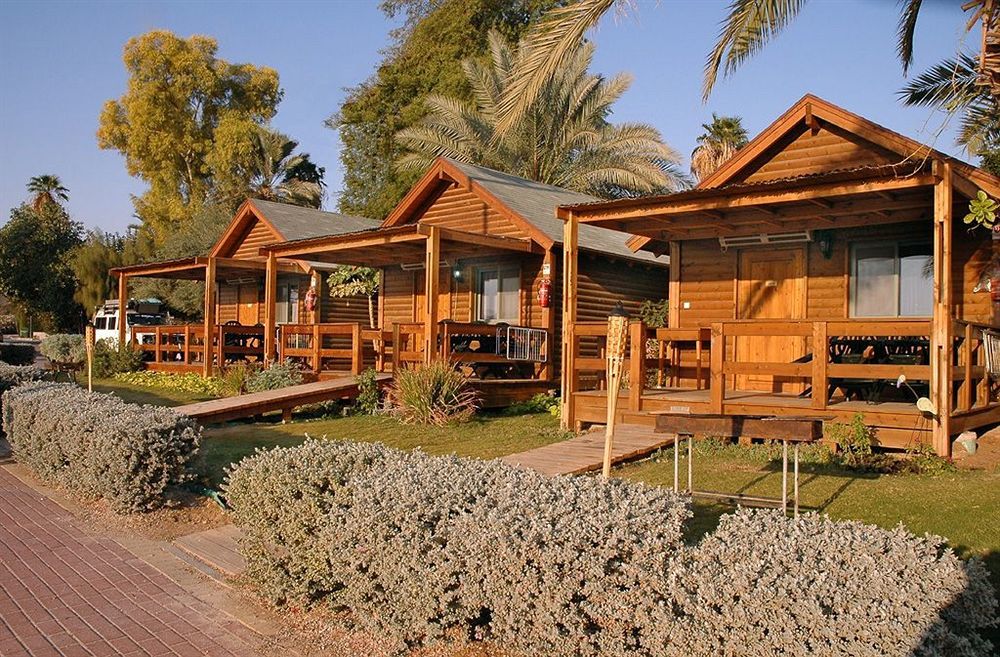 Belfer'S Dead Sea Cabins Neot HaKikar Exterior photo
